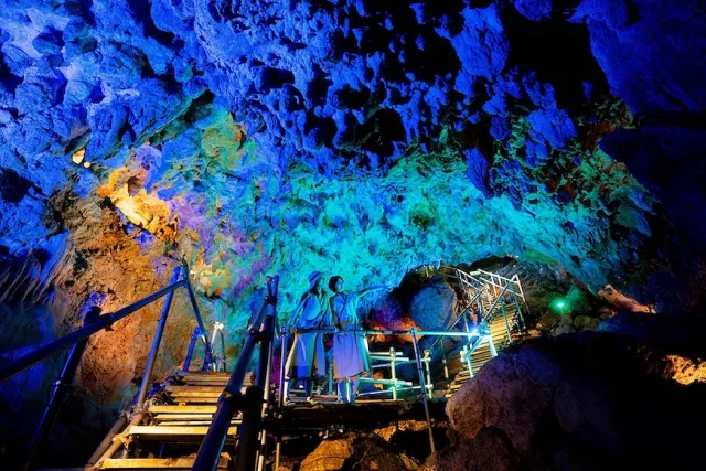 CAVE OKINAWA 鐘乳洞攻略：購票＆交通方式、必看亮點全整理
