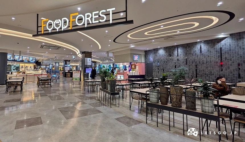 三樓美食街food forest一隅