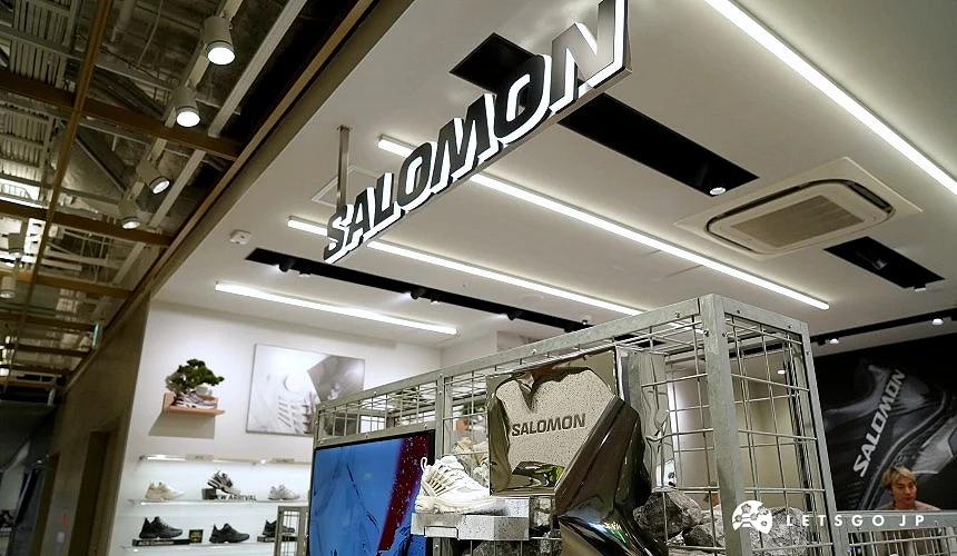 「SALOMON」外觀