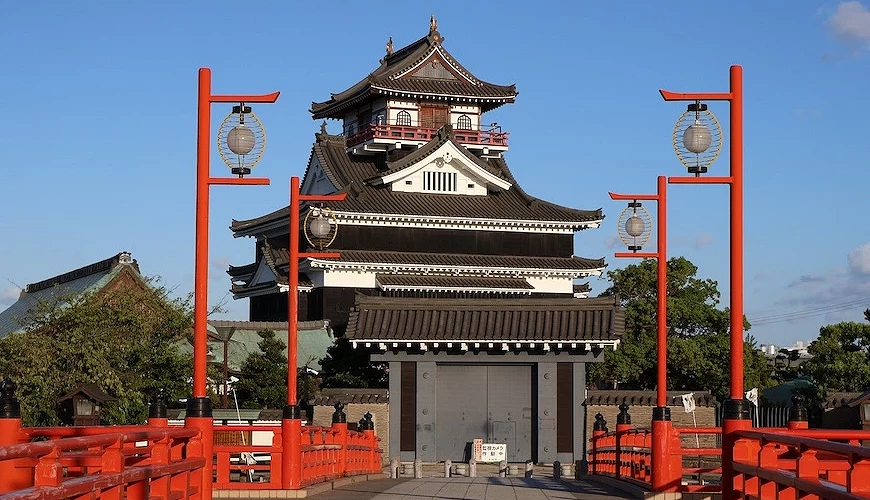 清洲城建筑,1989年重建的模拟天守