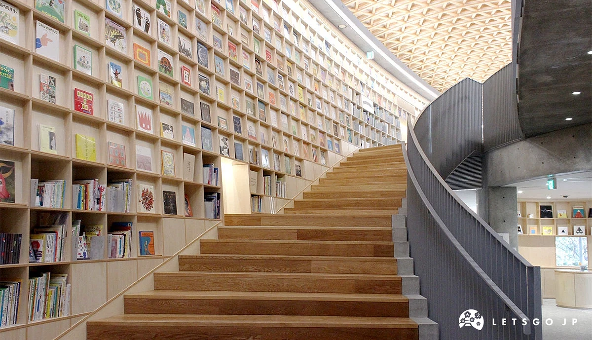 繪本館「童書之森 熊本」的室內一景
