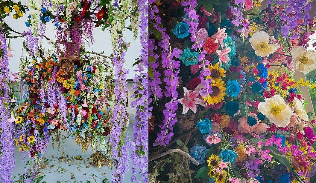 兩幅大量花朵的畫