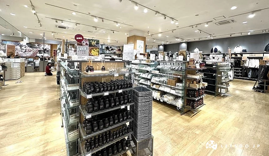 無印良品店鋪內陳列