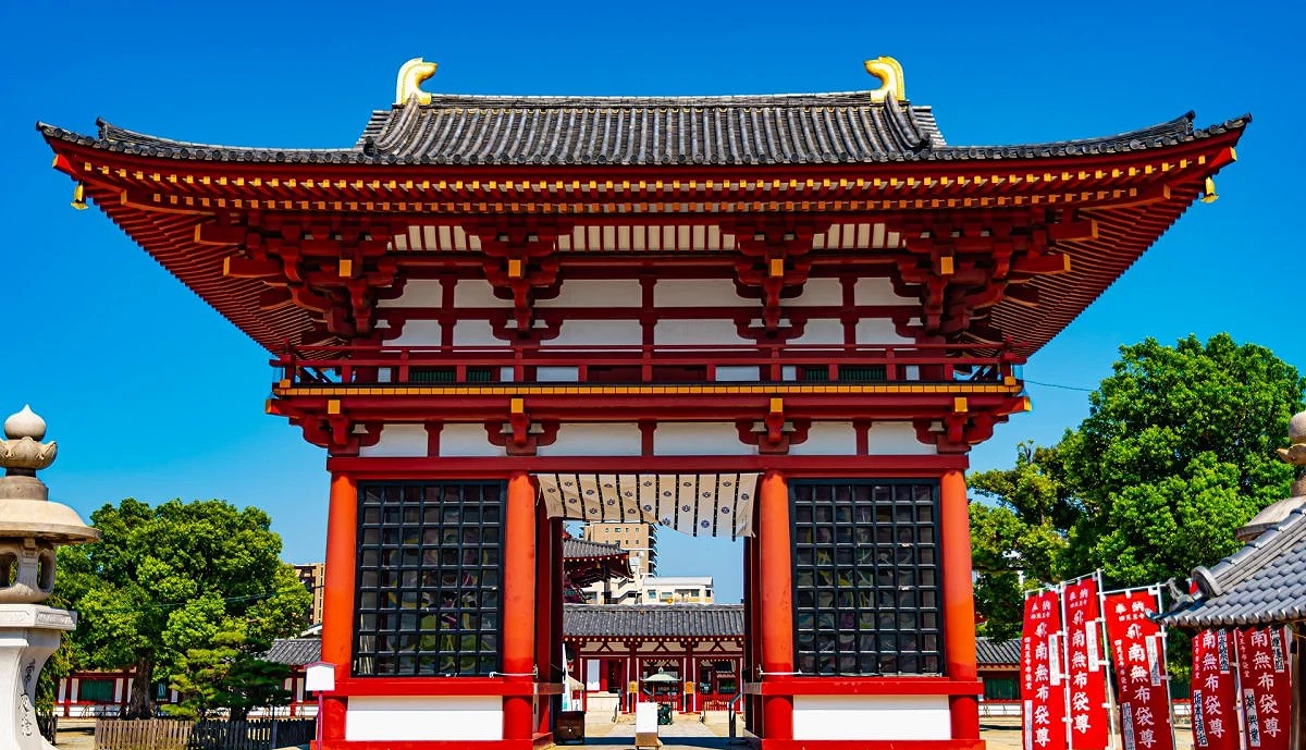 四天王寺創建古瓦　　骨董　文化財　軒丸瓦　古瓦 四天王寺攻略：交通、門票、緣日市集與五重塔開放時間、御守御朱印介紹