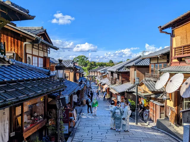 二年坂（二宁坂）攻略：交通资讯、清水寺与三年坂顺游路线、周边美食