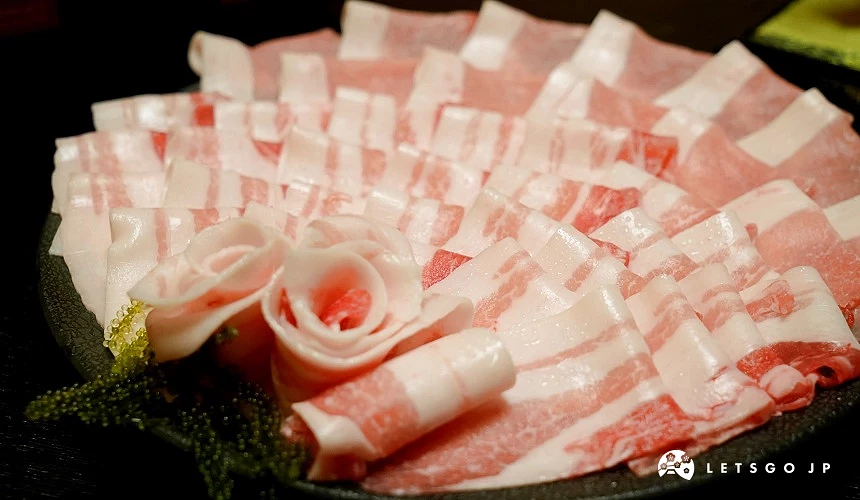 「純血統阿古豬」油脂白中帶點透明