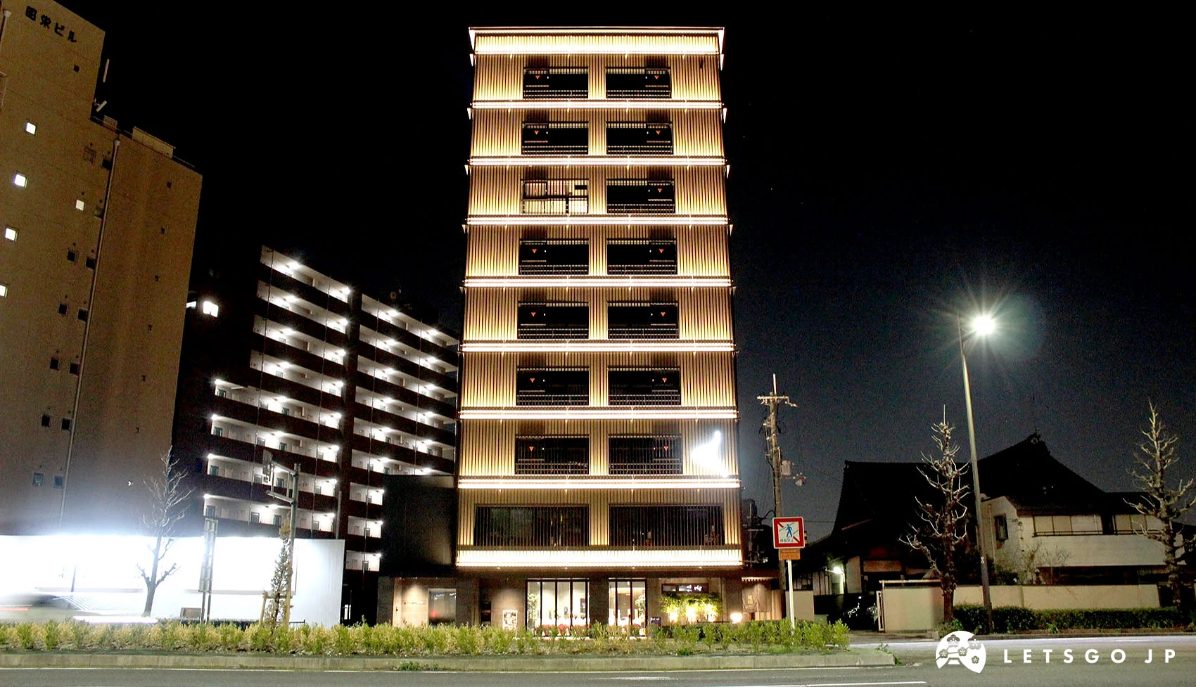 「琥珀 Apartment Hotel Kyoto」位於京都清水五條,交通、觀光、生活機能都非常便利的好地段。