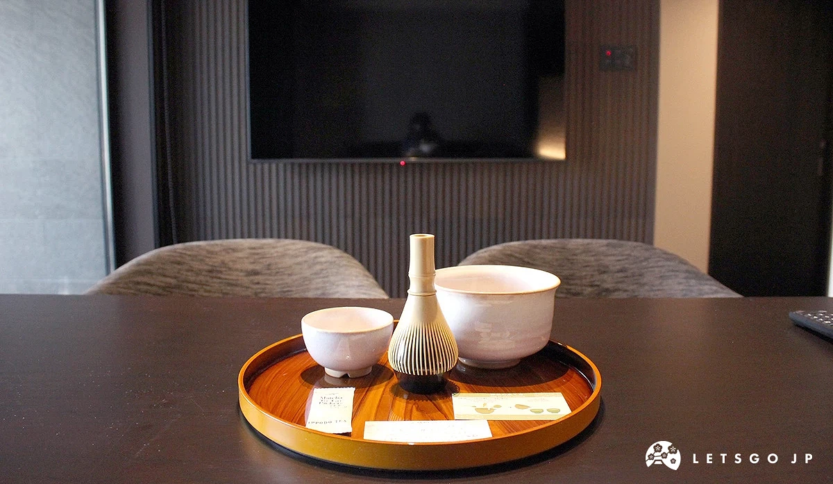 「標準客房」的電視與茶道體驗組