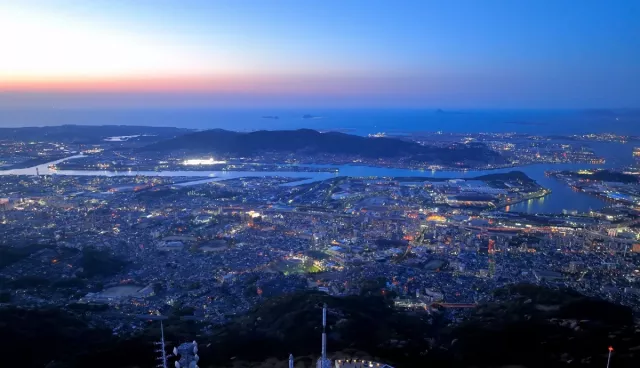 皿倉山展望台攻略：夜景、纜車、交通、最佳時間一次看 的縮圖