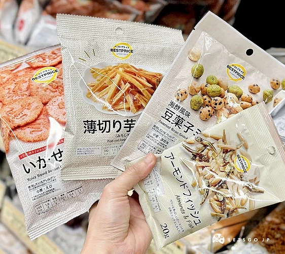 TOPVALU價格超親民的零食餅乾攝影:Angie