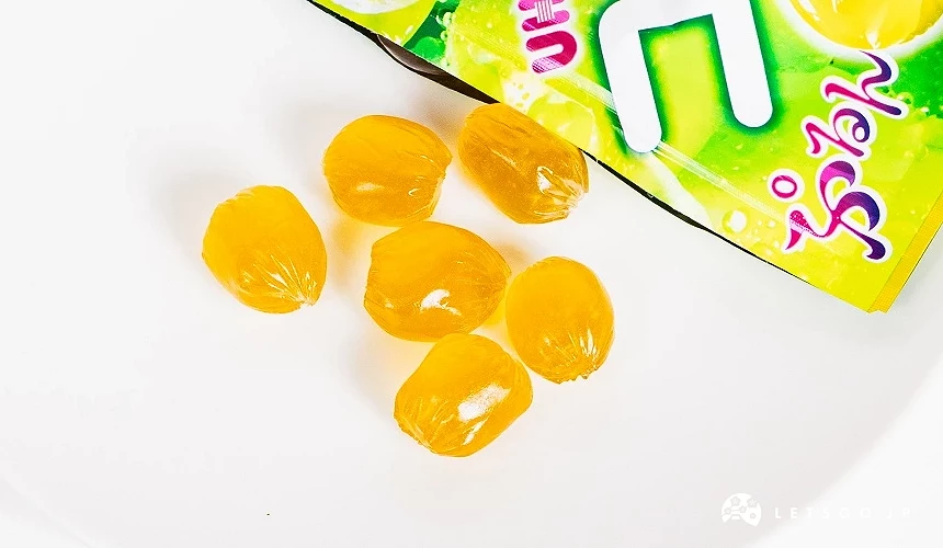 黄色的圆球状软糖