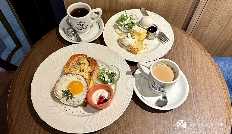 星乃咖啡店早餐套餐,火腿蛋吐司与法式吐司,都有附饮料