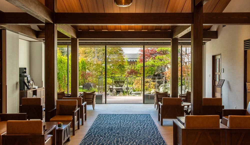 歐風氛圍的「La Vista Kusatsu Hills」大廳