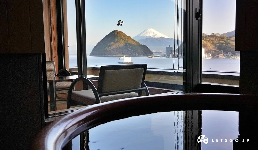 房內溫泉也能看到富士山