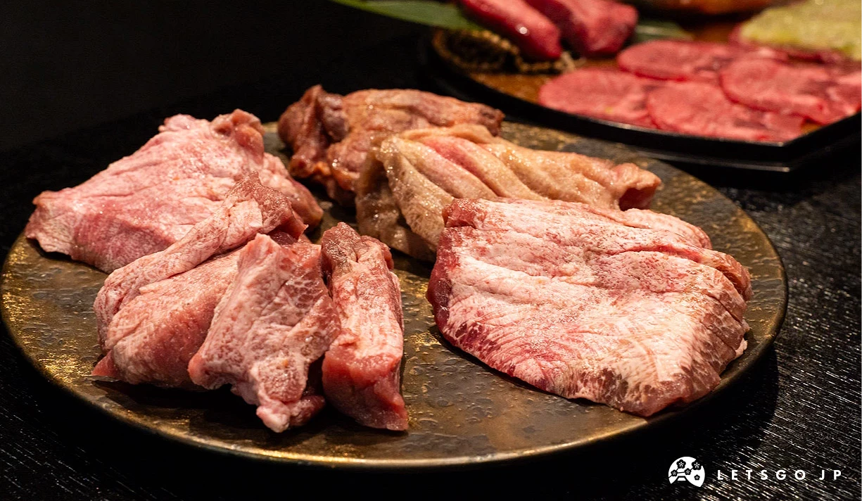 就算是同一塊牛舌，也會因切法、熟成及調味而有不同的口感變化
