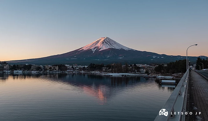 河口湖眺望逆富士的拍摄点「河口湖大桥」