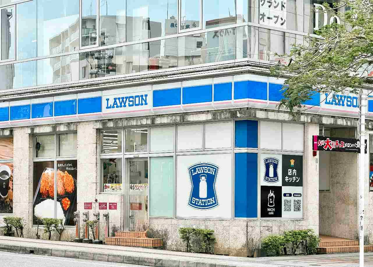 沖繩LAWSON必買！紅芋甜點、泡盛咖啡、豬肉蛋飯糰人氣商品大公開