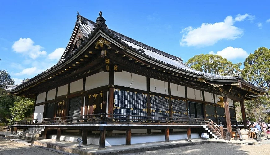 仁和寺國寶金堂外觀