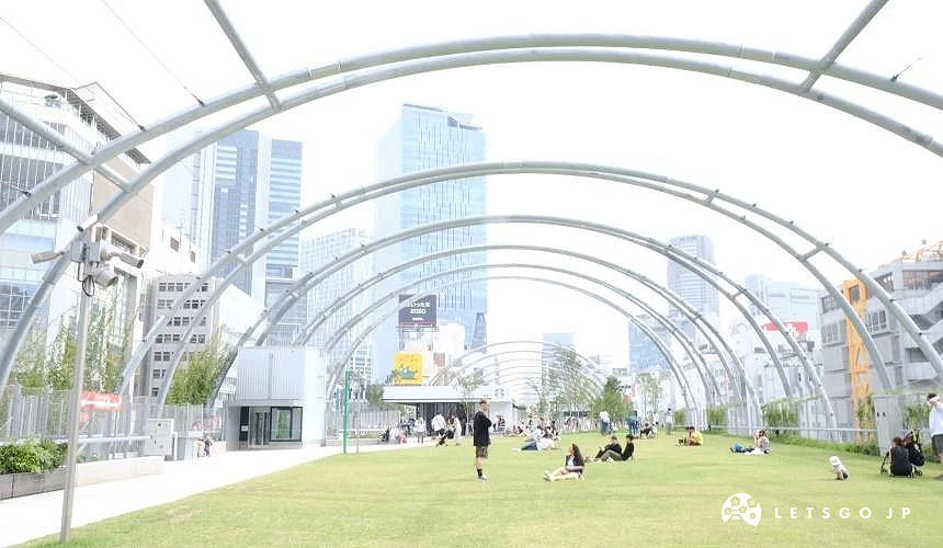 MIYASHITA PARK的自然綠地