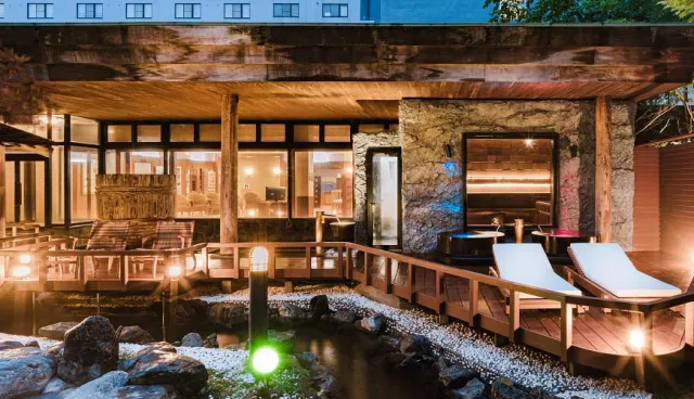 「Noboribetsu Grand Hotel 登別格蘭飯店」豐盛自助晚餐、療癒庭園溫泉：登別95折溫泉旅館