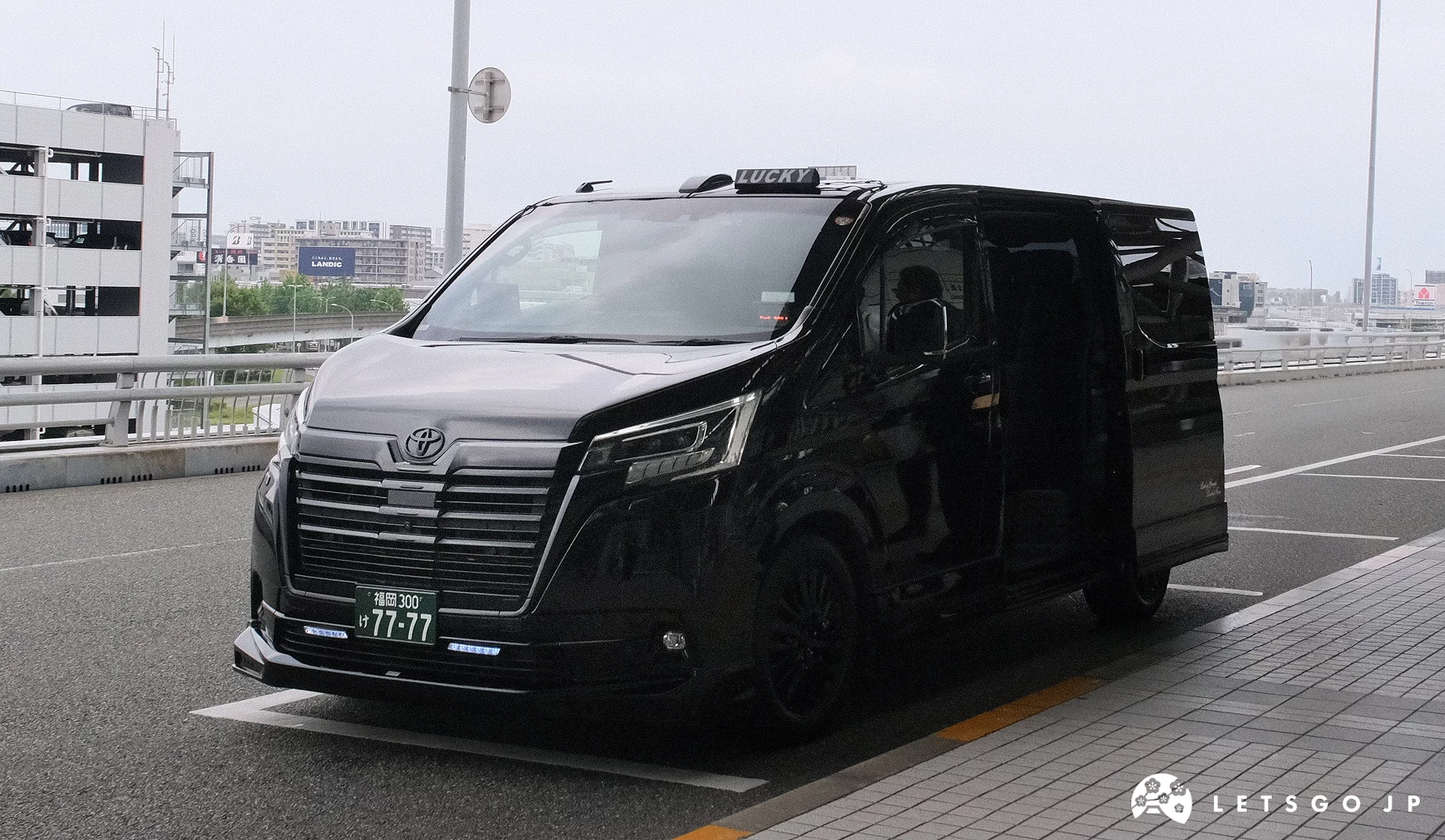 lucky taxi 車子外觀