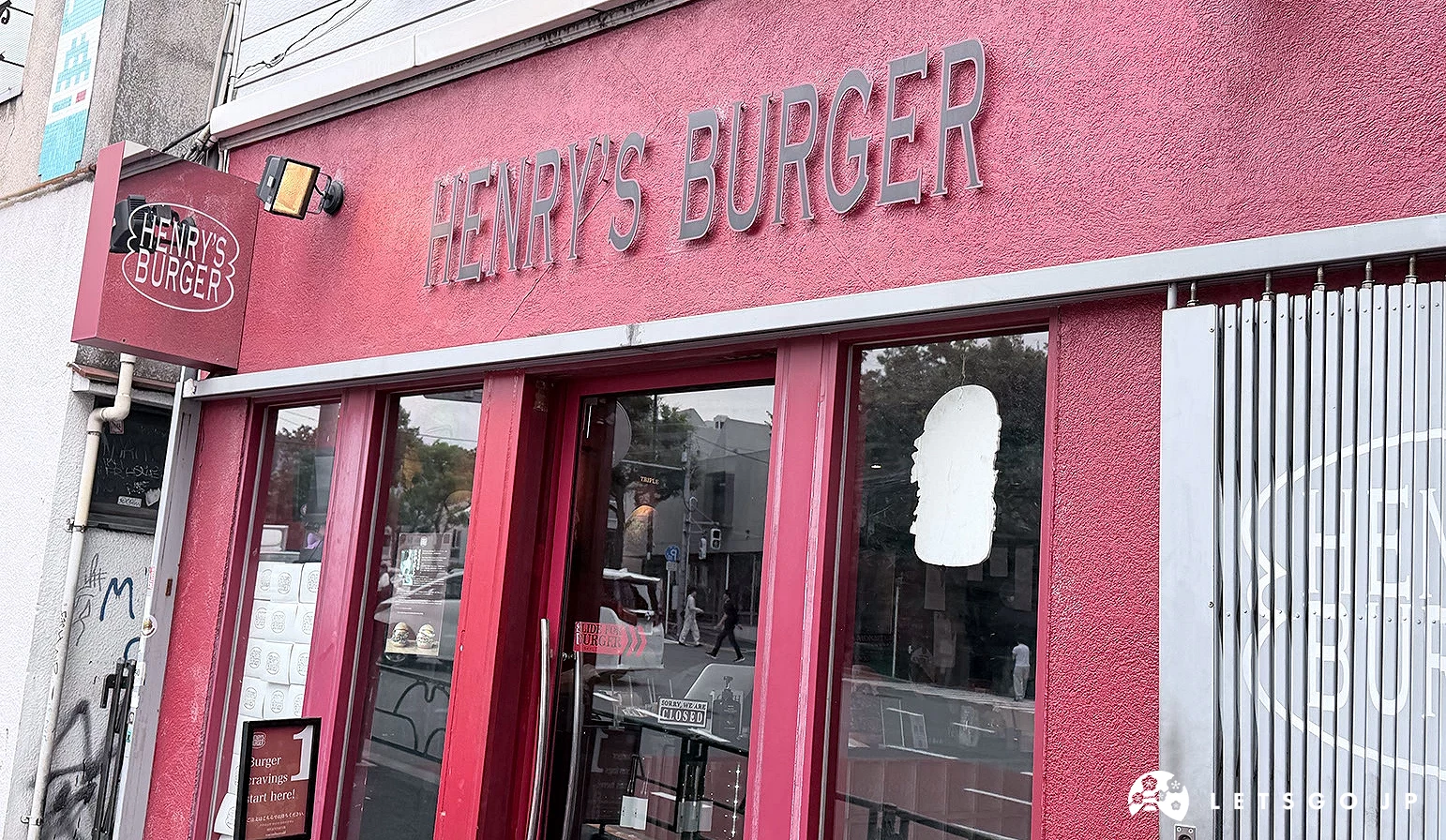 HENRY'S BURGER店铺外观