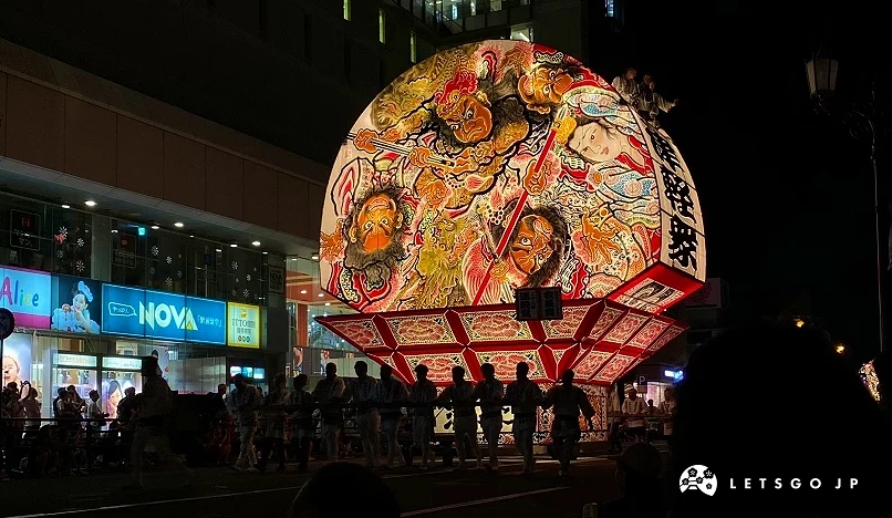 青森弘前睡魔祭花灯