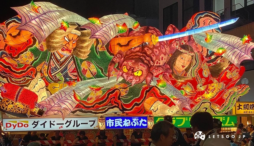 青森睡魔祭花灯