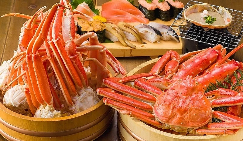 豐盛的螃蟹料理與各式海鮮料理