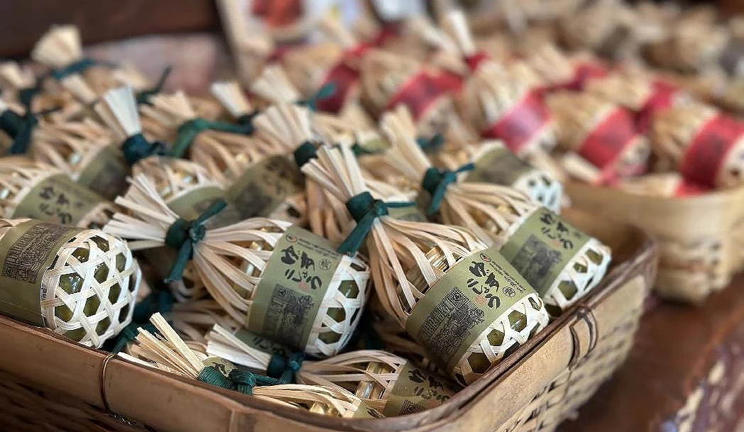 在「汤布院酱油屋总店」可以买到不同辣度与变化的柚子胡椒