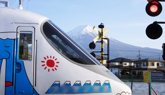 2026最新「东京到河口湖」高速巴士、电车、自驾交通方式全攻略！ 的缩图