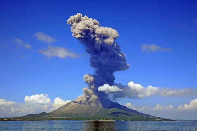 櫻島完整攻略：火山現況與即時影像、渡輪和巴士交通、景點美食一次掌握